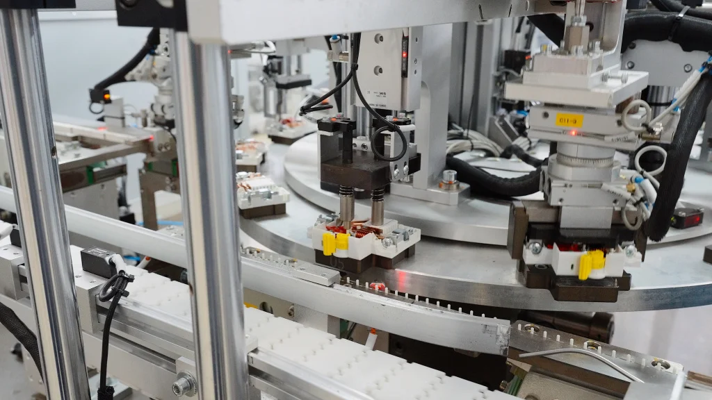 LineMaster_Main 3.jpg LineMaster_Main 3.jpg