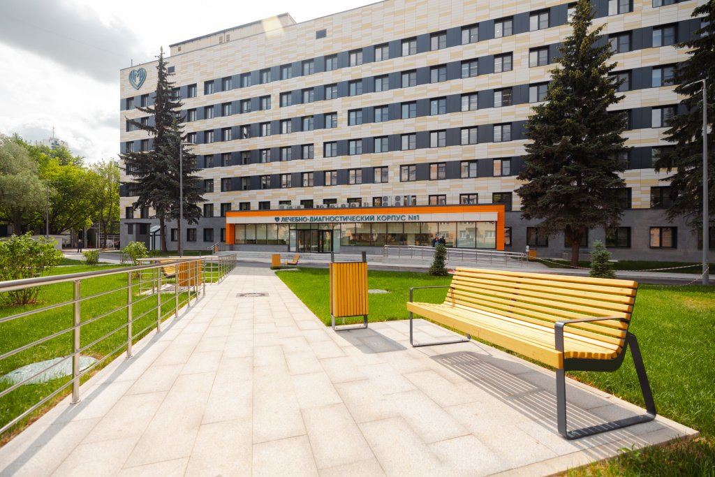 A1_A9592.jpg A1_A9592.jpg